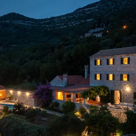 Villa Beautiful Schola With Pool Trsteno